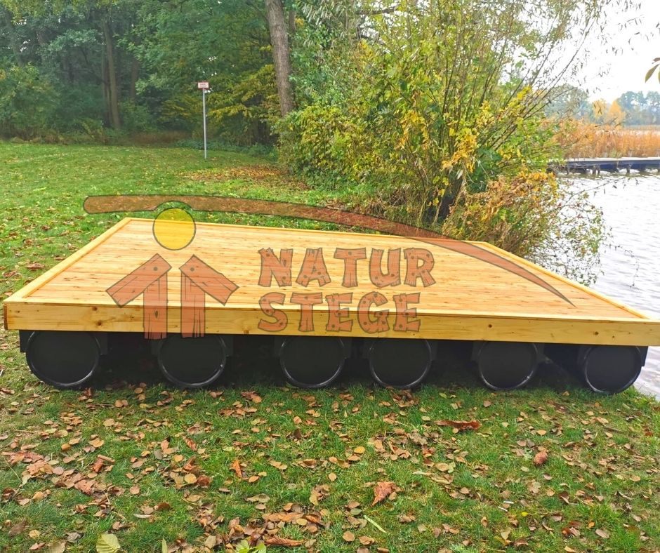 D.05.  Floating dock module 4m x 3m with wooden decking