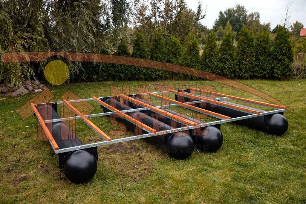 C.06.2 Floating dock module 3m x 4m without wooden decking with wooden slats and round ends