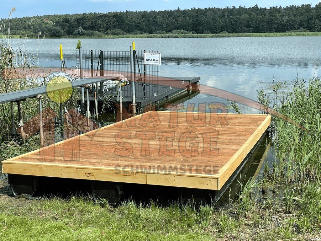 D.07. Floating dock module 6m x 3m with wooden covering